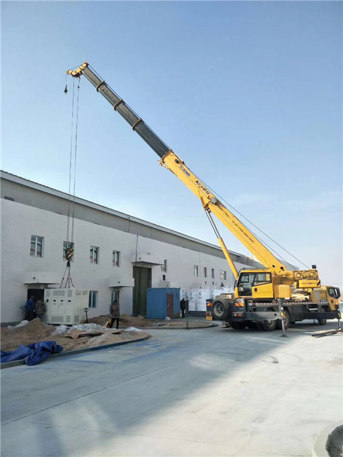 甘洛县“超载就喊停”—— 吊车的 “重量保镖” 技术